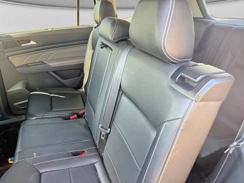 Used 2021 Volkswagen Atlas SE AWD/4WD image 32
