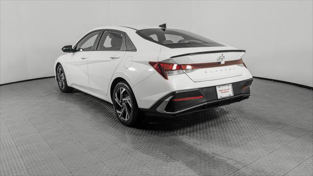 Used 2025 Hyundai Elantra Sport FWD image 6