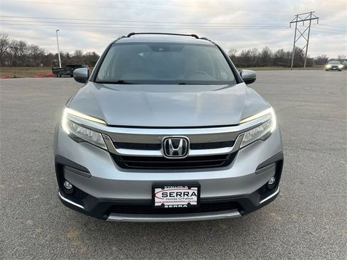 Used 2020 Honda Pilot Touring image 16