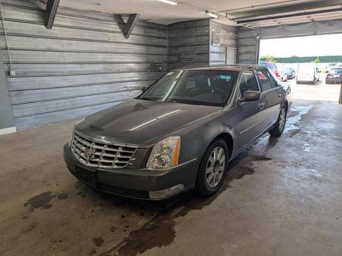 Used 2007 Cadillac DTS Luxury II FWD image 43