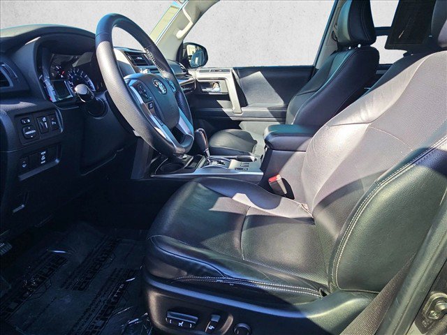 Used 2018 Toyota 4Runner Limited AWD/4WD image 17