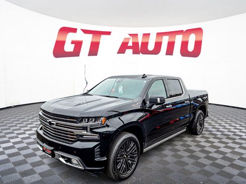 Used 2020 Chevrolet Silverado 1500 High Country image 3