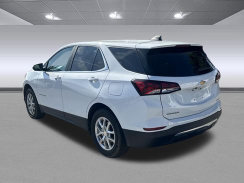 Used 2024 Chevrolet Equinox LT AWD/4WD image 5