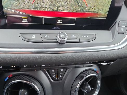 Certified 2023 Chevrolet Blazer LT w/ Convenience Package image 17