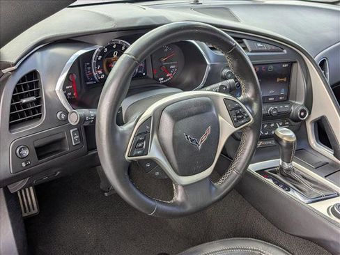 Used 2014 Chevrolet Corvette Stingray Convertible RWD image 17