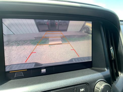 Used 2020 Chevrolet Colorado LT RWD image 18
