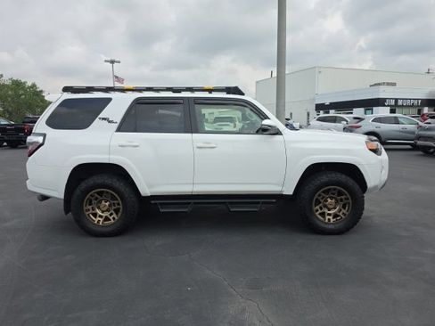 Used 2023 Toyota 4Runner TRD Off-Road Premium w/ Moonroof Package AWD/4WD image 2