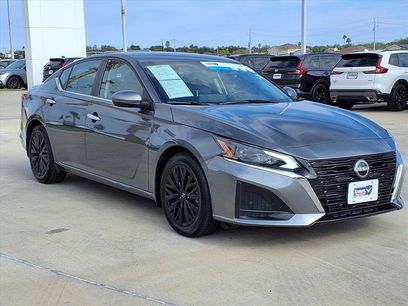 Used 2025 Nissan Altima 2.5 SV w/ SV Special Edition Package