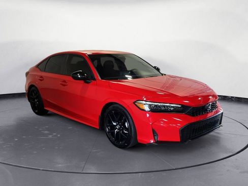Used 2025 Honda Civic Sport image 3