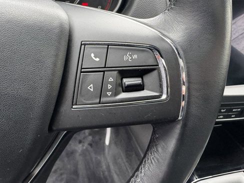 Used 2018 Maserati Levante image 25