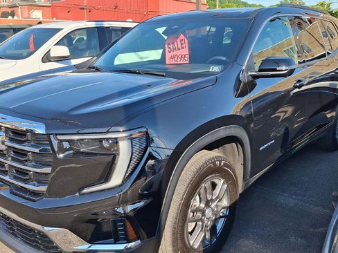 Used 2025 GMC Acadia Elevation AWD/4WD image 3