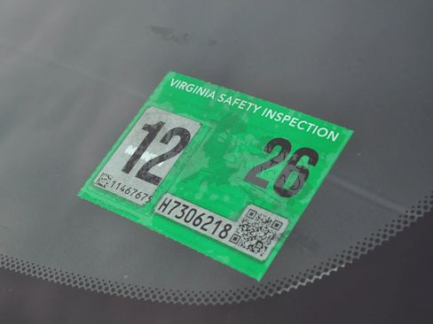 Used 2013 Cadillac Escalade Platinum image 30