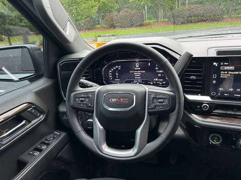 Used 2024 GMC Sierra 1500 Elevation AWD/4WD image 24