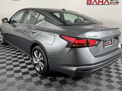 Used 2019 Nissan Altima 2.5 S FWD image 5