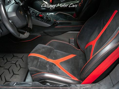 Used 2017 Lamborghini Aventador LP 750-4 Superveloce image 15