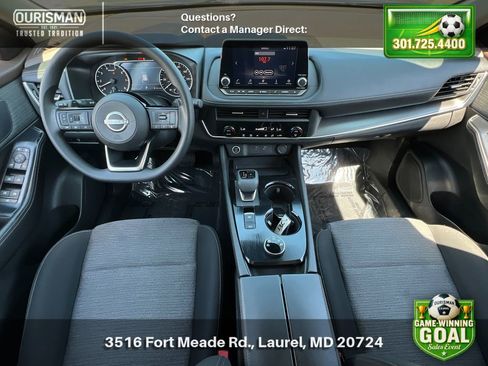 Used 2023 Nissan Rogue SV AWD/4WD image 16