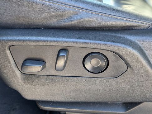 Used 2021 Chevrolet Tahoe LT w/ LT Signature Plus Package image 13