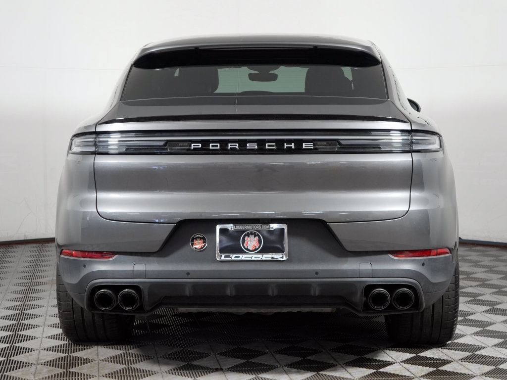 Certified 2024 Porsche Cayenne Coupe w/ Premium Package Plus AWD/4WD image 6