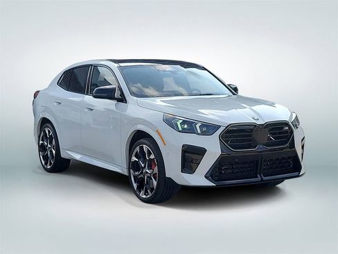 Used 2025 BMW X2 M35i w/ Premium Package image 2