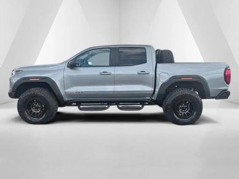 Used 2024 GMC Canyon AT4X w/ AT4X AEV Edition AWD/4WD image 4