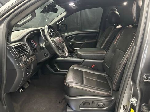 Used 2023 Nissan Titan PRO-4X w/ Pro-4x Convenience Package AWD/4WD image 19