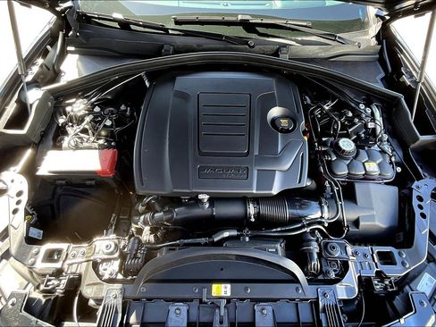 New 2026 Jaguar F-PACE R-Dynamic S image 11