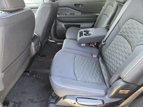 New 2026 Nissan Pathfinder SV AWD/4WD image 9