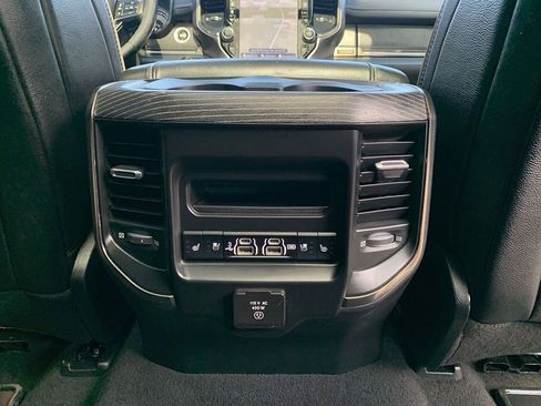 Used 2019 RAM 1500 Limited AWD/4WD image 34