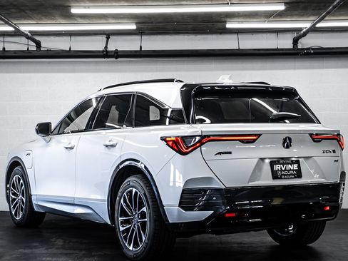 Used 2024 Acura ZDX A-Spec AWD/4WD image 3