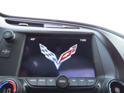 Certified 2019 Chevrolet Corvette Stingray Coupe w/ 1LT image 19