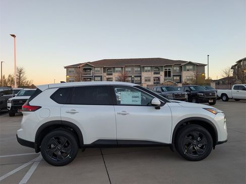 New 2026 Nissan Rogue SV image 3