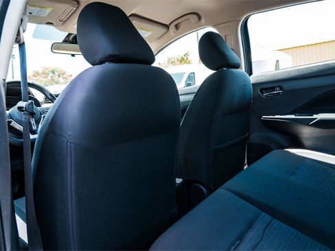 Used 2021 Nissan Versa SV FWD image 25