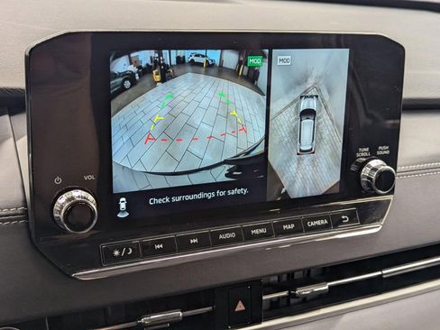 Used 2025 Mitsubishi Outlander SE image 27