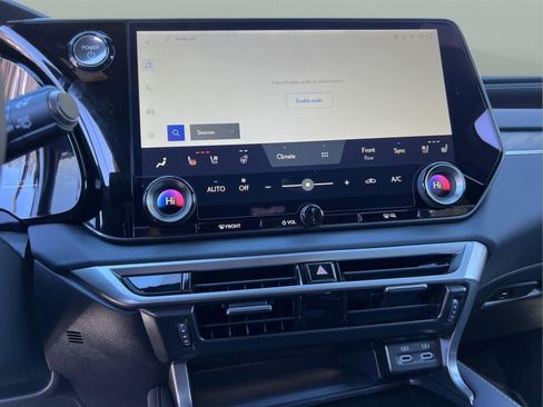 Used 2026 Lexus RX 350h w/ Convenience Package image 22