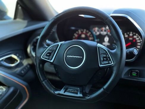 Used 2017 Chevrolet Camaro SS image 23