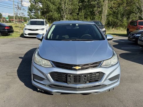 Used 2017 Chevrolet Cruze LS FWD image 2