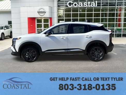 New 2026 Nissan Kicks SR FWD image 14