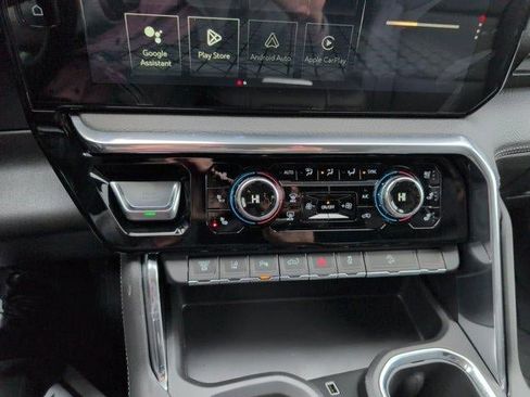 New 2026 GMC Sierra 2500 Denali w/ Denali Reserve Package AWD/4WD image 22