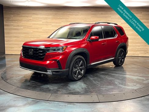 Used 2023 Honda Pilot Touring image 5