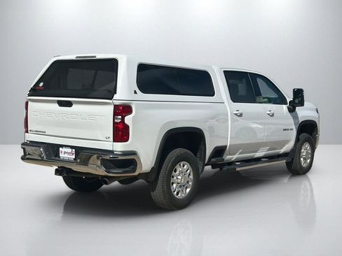 Used 2023 Chevrolet Silverado 2500 LT w/ Convenience Package AWD/4WD image 5