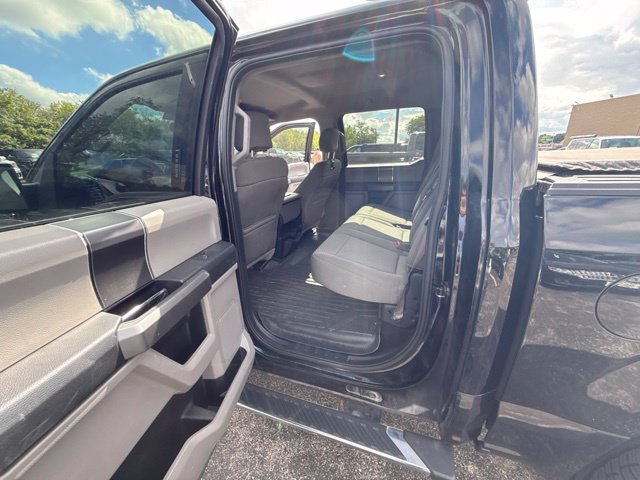 Used 2017 Ford F150 XLT w/ Equipment Group 302A Luxury AWD/4WD image 12