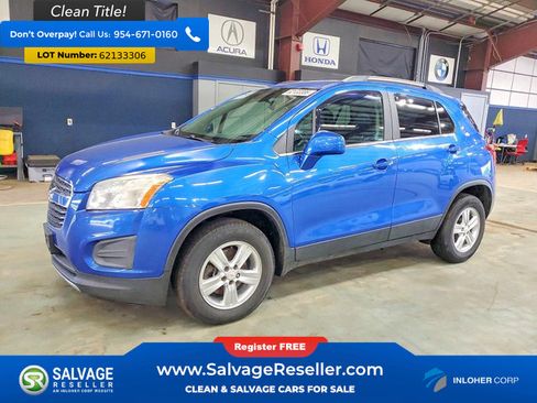 Used 2015 Chevrolet Trax LT w/ LT Plus Package AWD/4WD image 1