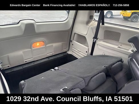 Used 2008 Dodge Grand Caravan SXT FWD image 10