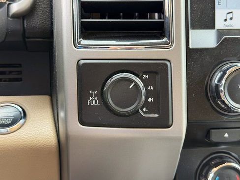 Used 2017 Ford F150 Lariat image 14