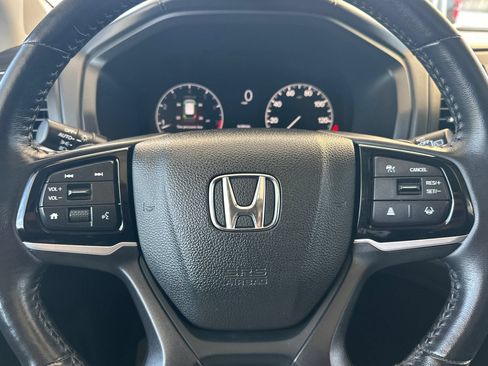Used 2025 Honda Odyssey EX-L image 24