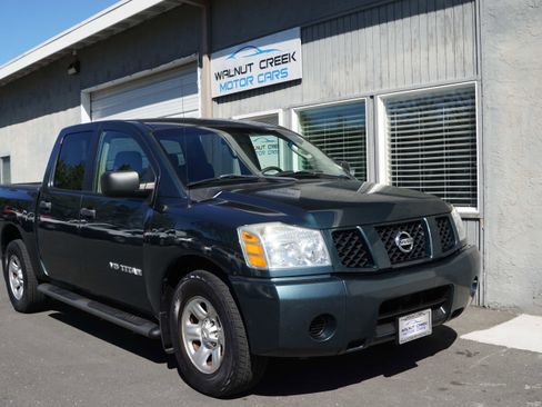 Used 2005 Nissan Titan XE image 22