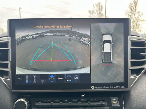 Used 2023 Toyota Tundra Limited image 17