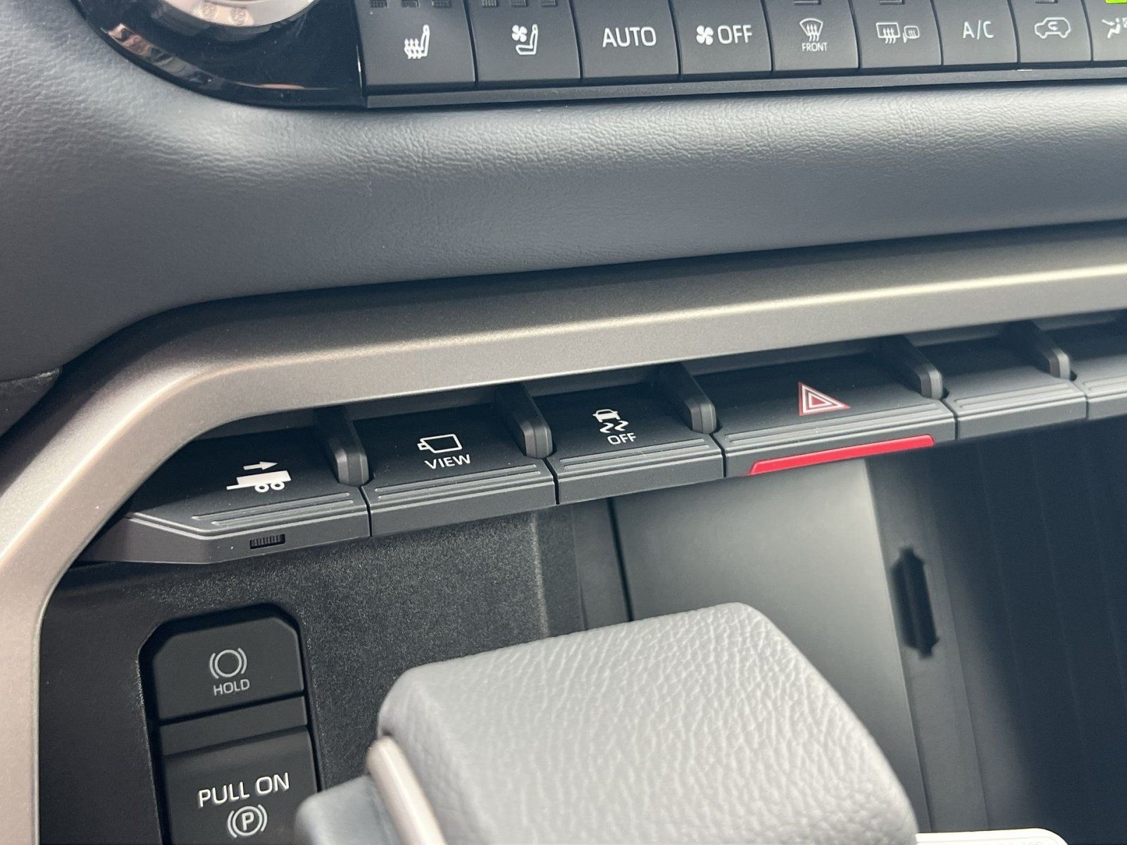 New 2026 Toyota Sequoia Platinum AWD/4WD image 28