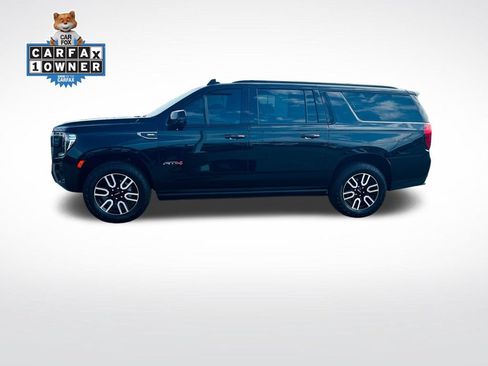 Used 2024 GMC Yukon XL AT4 w/ Technology Package AWD/4WD image 2