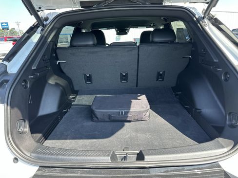 Used 2024 Chevrolet Equinox EV LT FWD image 8